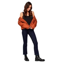 Pieces Kamala Sleeveless T-Shirt 11 Pieces Kamala Sleeveless T-Shirt -Bloomora Shop pieces kamala sleeveless t shirt 4