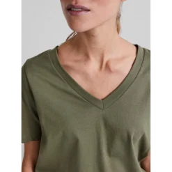 Pieces Ria Short Sleeve V Neck T-Shirt -Bloomora Shop pieces ria short sleeve v neck t shirt 4